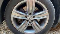 Volkswagen Tiguan 2.0 TSI BlueMotion Tech SEL SUV 5dr Petrol DSG 4Motion Euro 6 (s/s) (180 ps 10