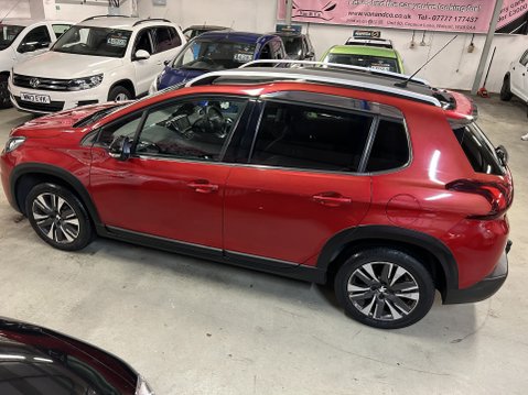Peugeot 2008 PURETECH ALLURE 7
