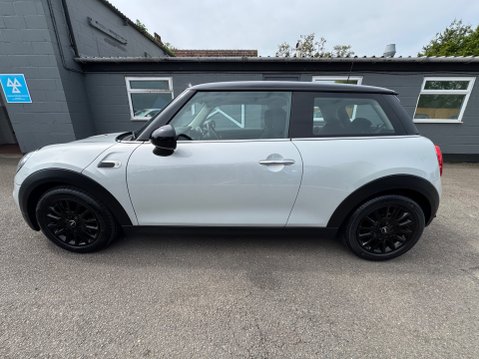 Mini Hatch COOPER CLASSIC 6