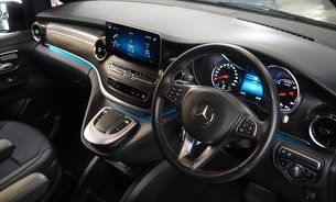 Mercedes-Benz Eqv 300 SPORT PREMIUM 7 Seats Full MB Service history Adaptive Cruise 360 Cam  4