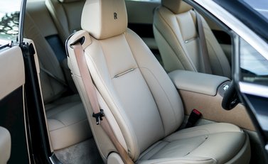 Rolls-Royce Wraith 12