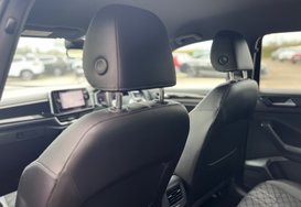 Volkswagen T-Roc R-LINE 2.0 TSI 4MOTION DSG AUTOMATIC 31