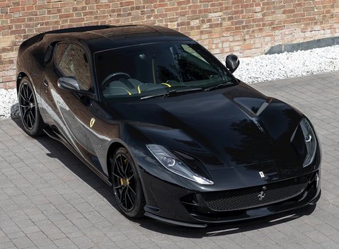 Ferrari 812 Superfast 8