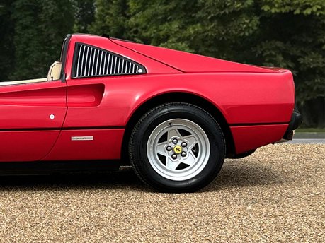 Ferrari 308 GTS QV 10