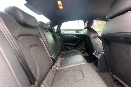 Audi A4 2.0 TDI Black Edition Saloon 4dr Diesel Manual Euro 5 (s/s) (177 ps) 14