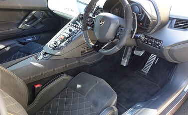 Lamborghini Aventador S 15