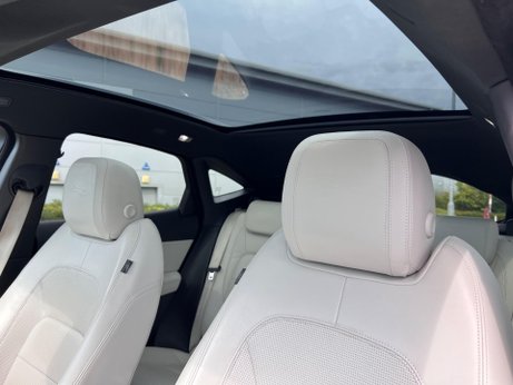 Jaguar E-Pace 2.0 D180 R-Dynamic HSE Auto AWD Euro 6 (s/s) 5dr 35