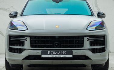 Porsche Cayenne TURBO E-HYBRID 7