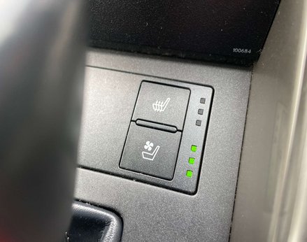 Lexus Is 2.5 IS 300h Advance CVT 4dr 46