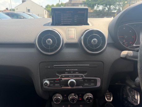 Audi A1 SPORTBACK TDI S LINE 30
