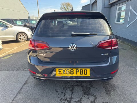 Volkswagen Golf SE TSI EVO 6