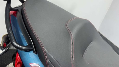 Piaggio MP3 HPE SPORT 2022 3 WHEELER TRIKE SCOOTER MOT WARRANTY 300CC 27