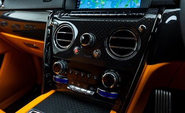 Rolls-Royce Cullinan BLACK BADGE 24