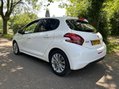 Peugeot 208 PURETECH S/S SIGNATURE 18