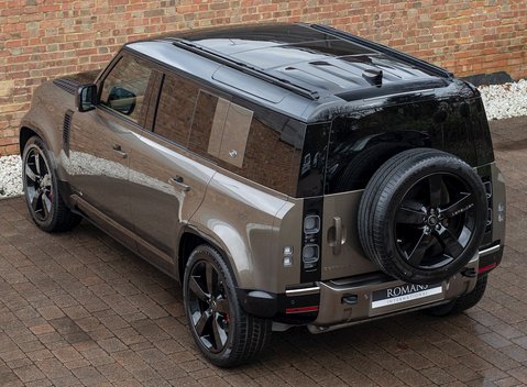 Land Rover Defender 110 X P400 9