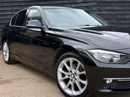 BMW 3 Series 2.0 320d Luxury Auto 4dr 11