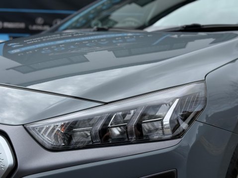 Hyundai IONIQ 38.3kWh Premium SE Auto 5dr 14