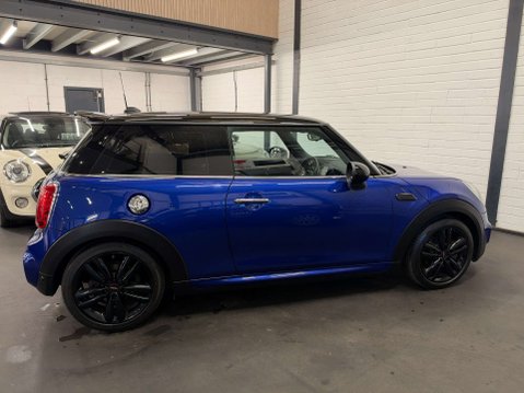 Mini Hatch 2.0 Cooper S Sport 3dr 13