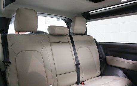 Land Rover Defender XS Edition MHEV P400 - 6 Seats, 11.4 Screen and Superb Specification 11