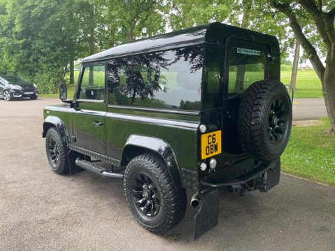 Land Rover Defender 2.5 TD5 4