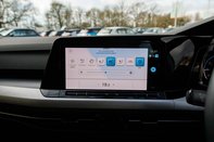 Volkswagen Golf LIFE TSI 24