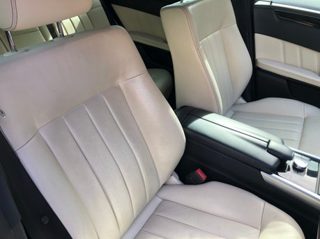 Mercedes-Benz E Class E350d 3.0 BLUETEC AMG SPORT Automatic very high spec 64000m FSH Pan Roof 24