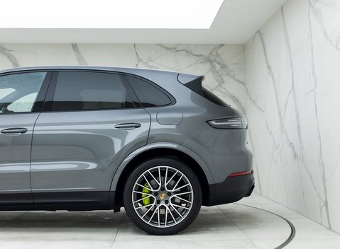 Porsche Cayenne E-Hybrid 27