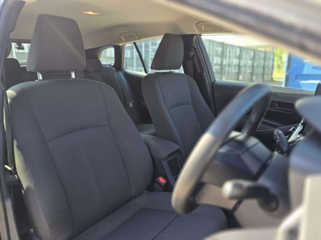 Toyota Corolla 1.8 VVT-h Design Touring Sports 5dr Petrol Hybrid CVT Euro 6 (s/s) (122 ps) 18