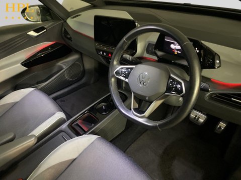 Volkswagen ID.3 Pro Performance 58kWh Style Hatchback 5dr Electric Auto (204 ps) Air Con - 12