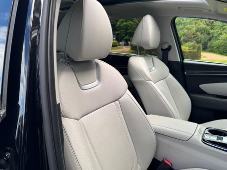 Hyundai TUCSON T-GDI ULTIMATE 15