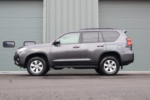 Toyota Land Cruiser ACTIVE COMMERCIAL WITH A REAR SEAT CONVERSION  8