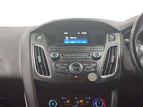 Ford Focus 1.0 Focus Zetec 5dr 87