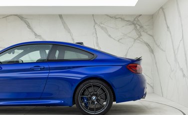 BMW M4 CS 28
