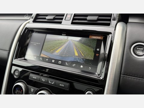 Land Rover Discovery SDV6 HSE LUXURY 52