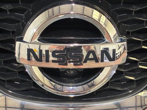 Nissan Qashqai 1.2 DIG-T N-Connecta 2WD Euro 6 (s/s) 5dr 50