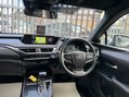 Lexus Ux 250H 31