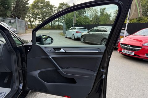 Volkswagen Golf GT EDITION TSI ACT BMT -£35 ROAD TAX -PANORAMIC SUNROOF -10 SERVICES 26