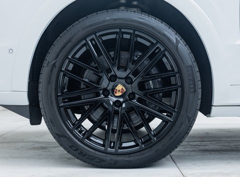 Porsche Cayenne V6 E-HYBRID Coupe 13