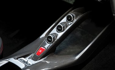 Ferrari 812 Superfast 16