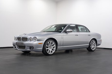 Jaguar XJ 3.0 V6 Sovereign Saloon 4dr Petrol Automatic (249 g/km, 240 bhp) 16