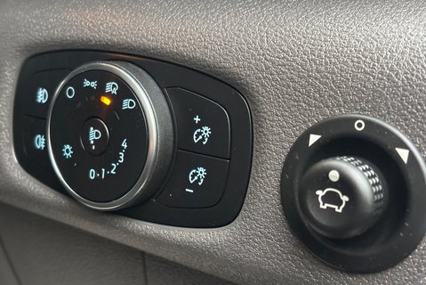 Ford Transit 350 Rwd L3 H3 Trend 130 ps Panel Van - Rear Camera 35