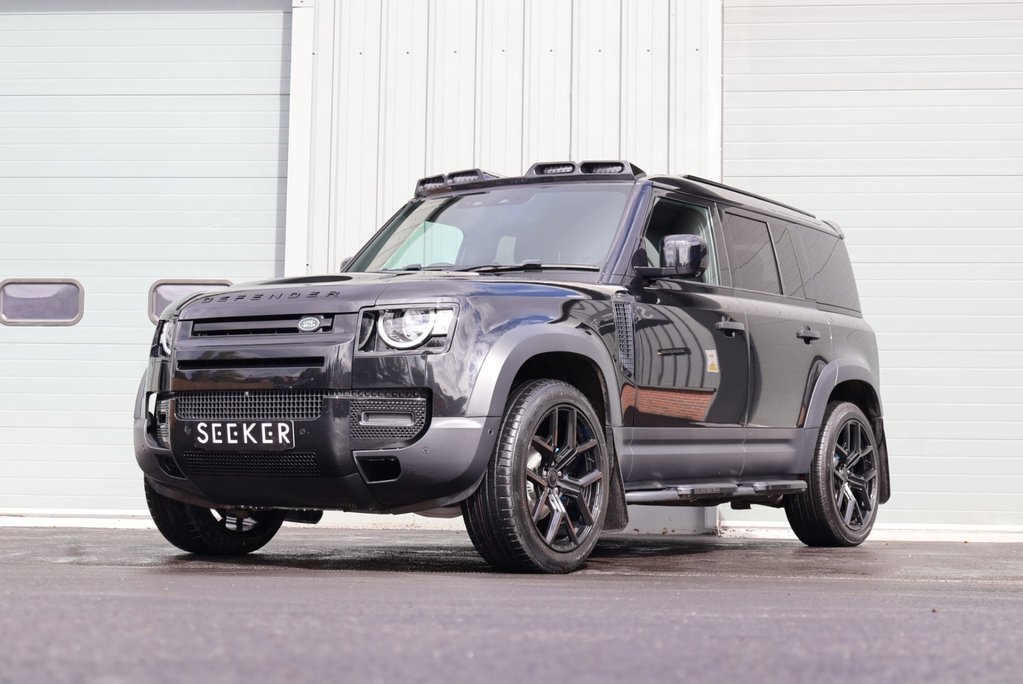 Land Rover Defender 110 D250 HARD TOP MHEV URBAN STYLED WITH REAR SEATS  1