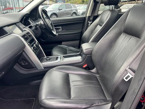 Land Rover Discovery Sport 2.0 TD4 HSE Black Auto 4WD Euro 6 (s/s) 5dr 25