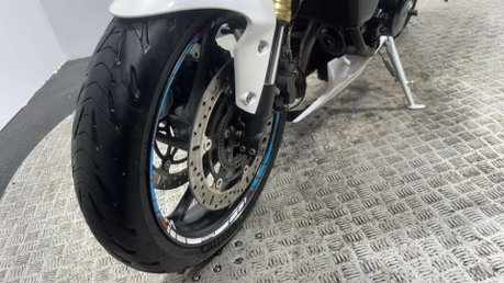 Triumph Street Triple 2016 66 plate 13k new MOT serviced quickshifter and exhaust 16