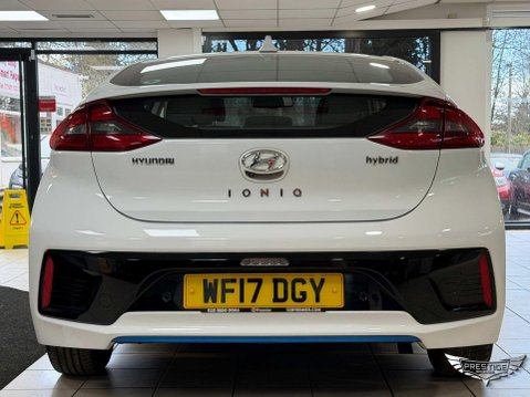 Hyundai IONIQ 1.6 h-GDi Premium DCT Euro 6 (s/s) 5dr 89