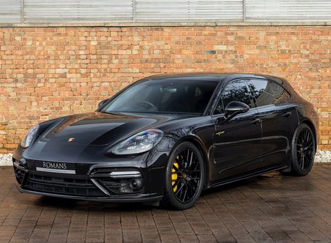 Porsche Panamera Turbo S E-Hybrid Sport Turismo 6