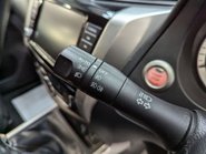 Nissan Navara 2.3 Navara Tekna dCi 4WD 5dr 68