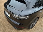 Porsche Cayenne V8 TURBO TIPTRONIC 29