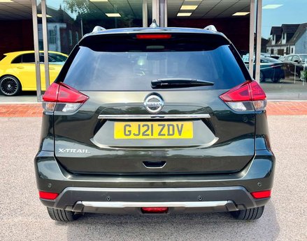 Nissan X-Trail 1.3 X-Trail Tekna DiG-T Semi-Auto 5dr 6