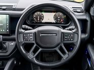 Land Rover Defender D300 X-Dynamic HSE URBAN 13